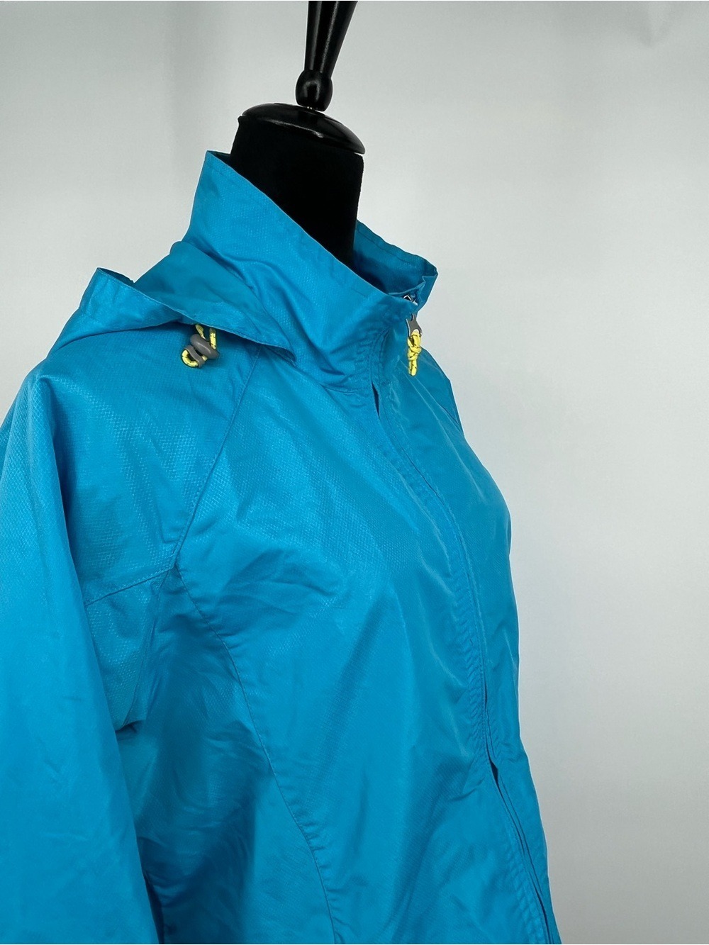 Women’s Lightweight Turquoise Hooded Jacket - Picture 11 of 15